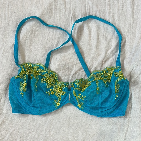 Victorias Secret Push Up without padding bra and panty set | 32D / XS vintage - Picture 4 of 6